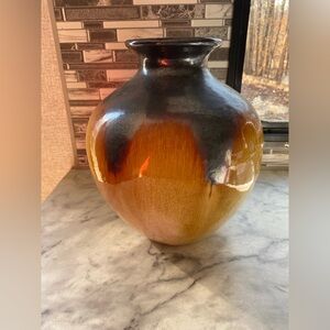 Elegant Black and Brown Vase